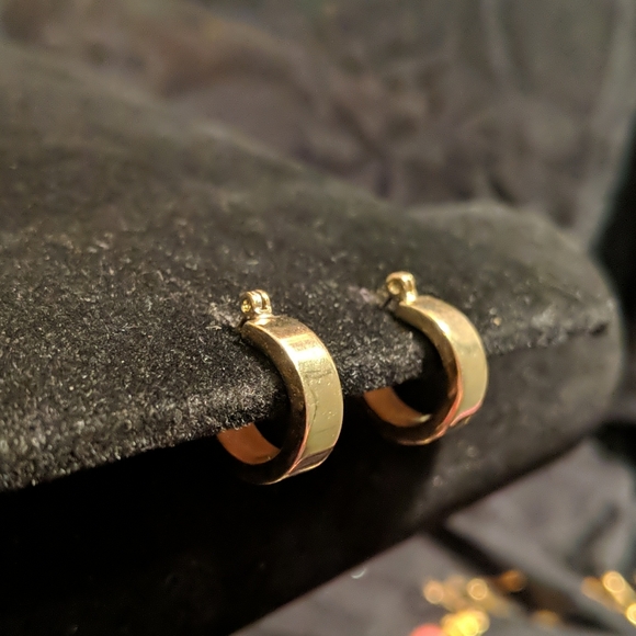 3 for $110 Earrings small hoops - Picture 2 of 2